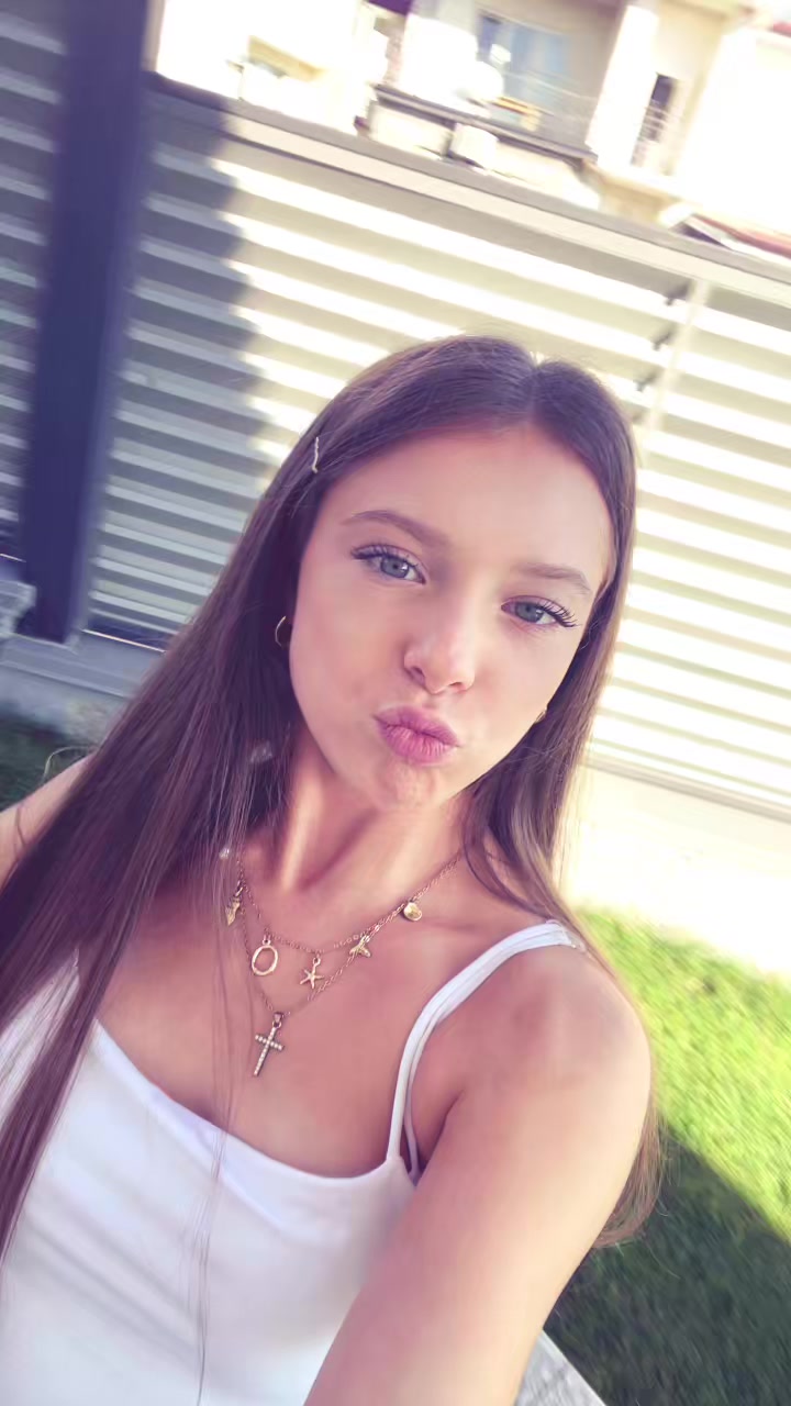 @sofaaaaaa 🇺🇸