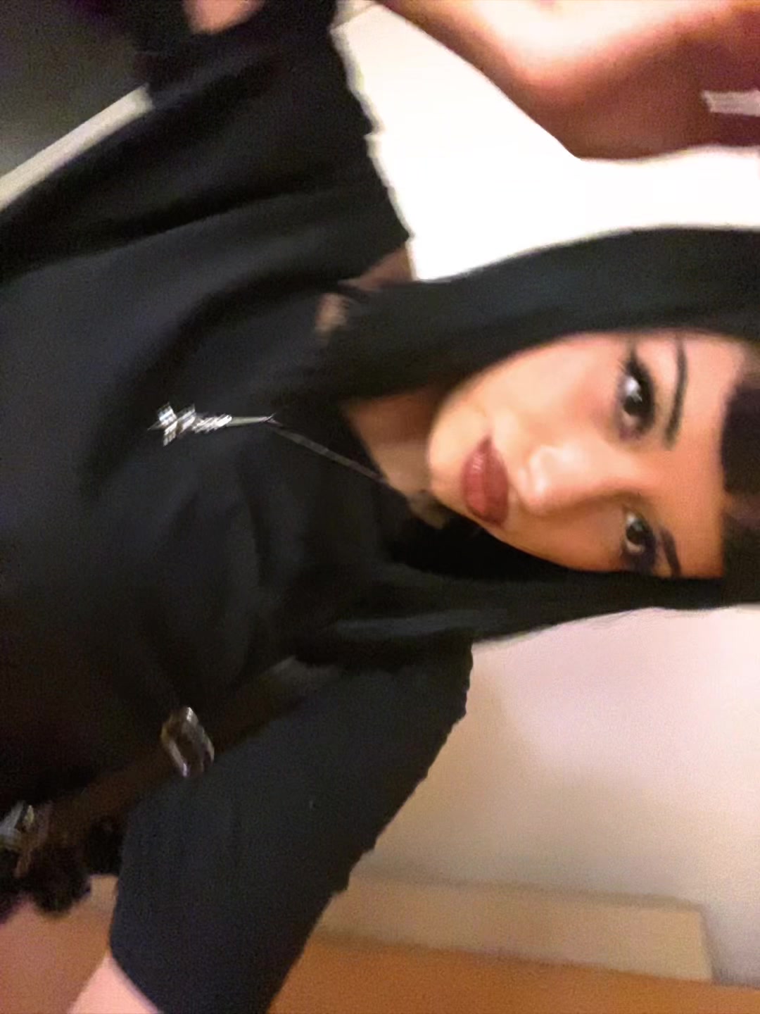 @23