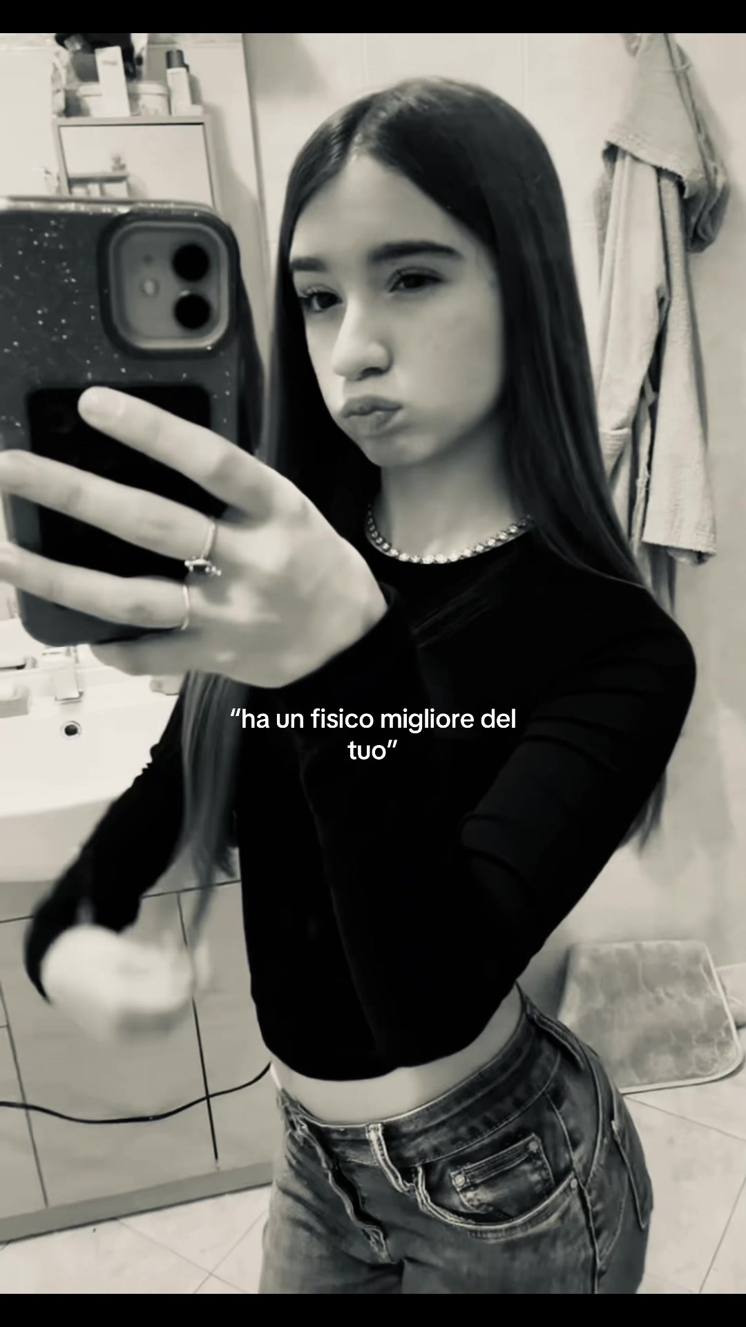 @𝒶🌑