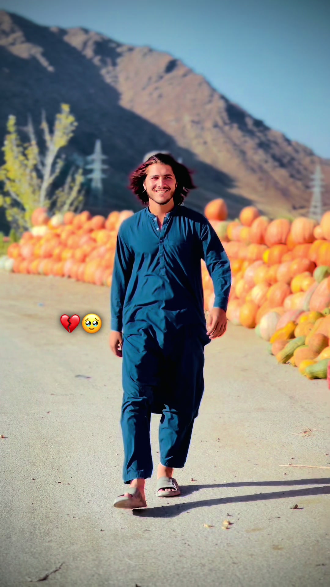 @🦅مسافر جانان😍۔۔👀
