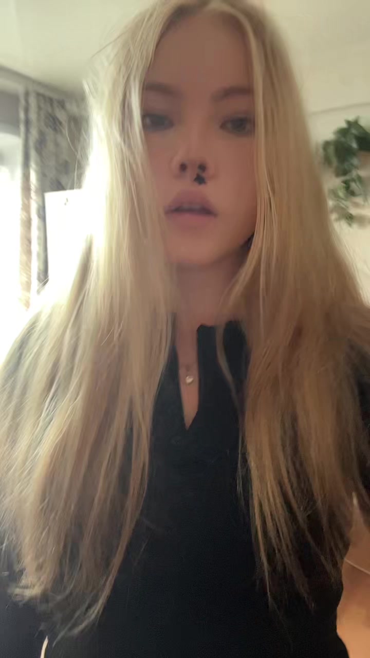 @Соффийка🪼