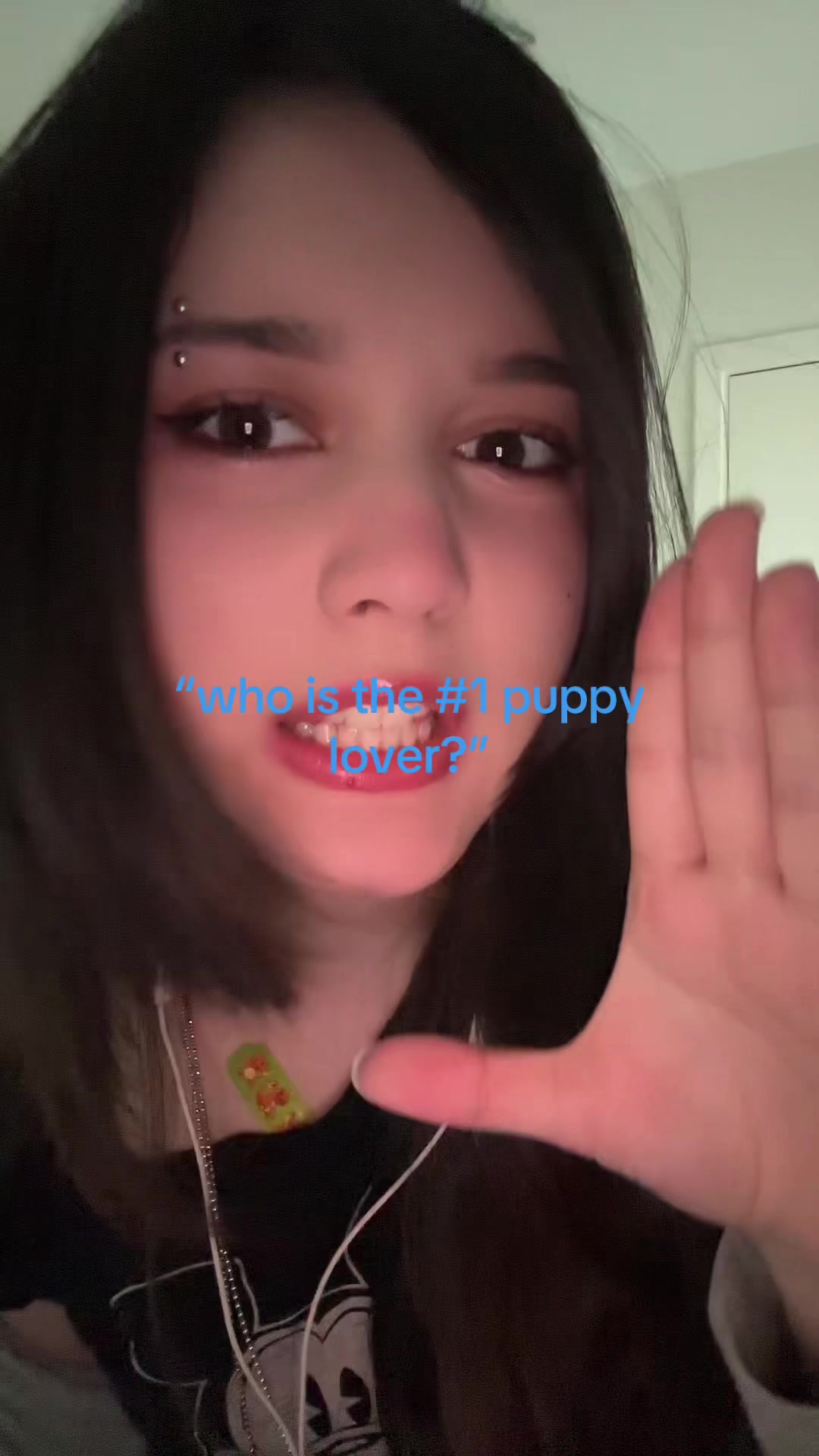 @:o