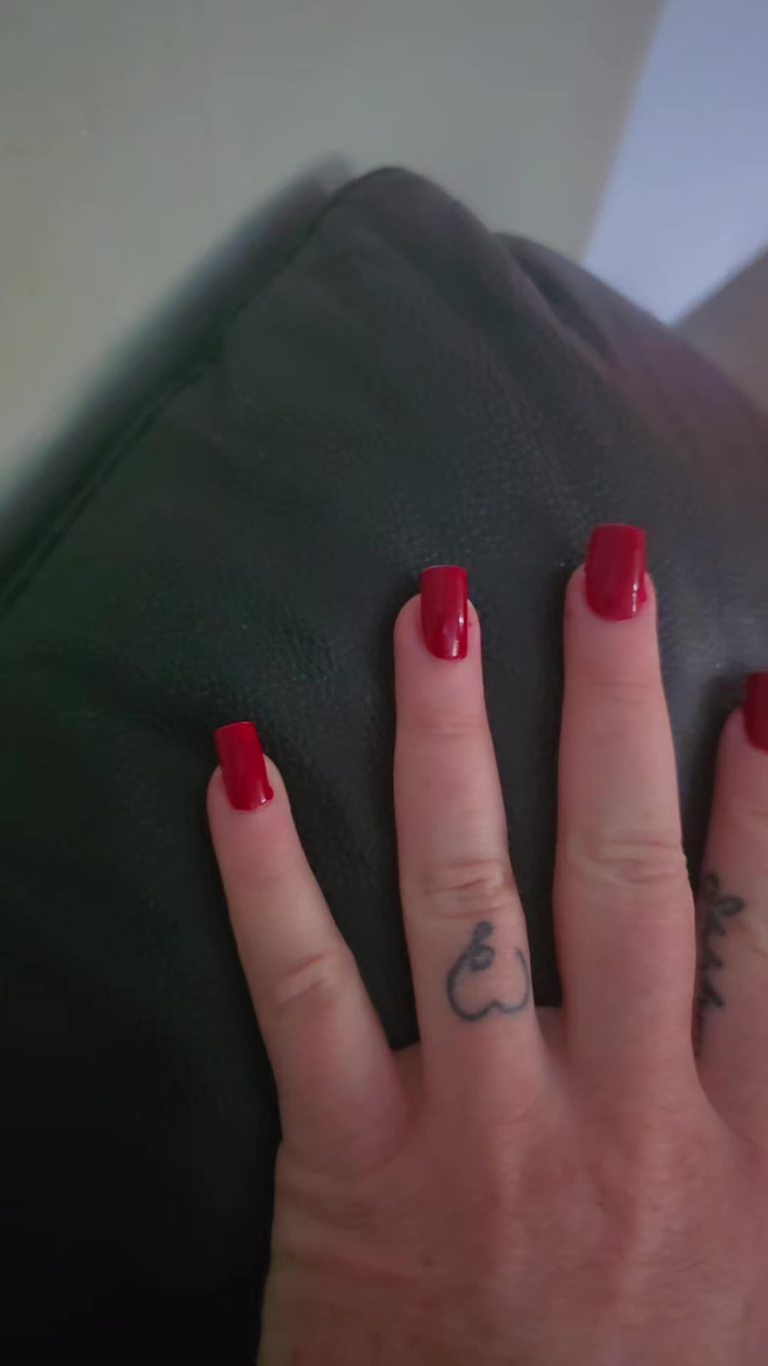 @SarahDawl🪻🏴🪻