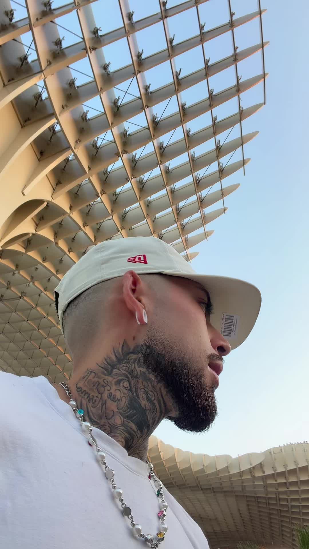 @Alekaniel 🪽