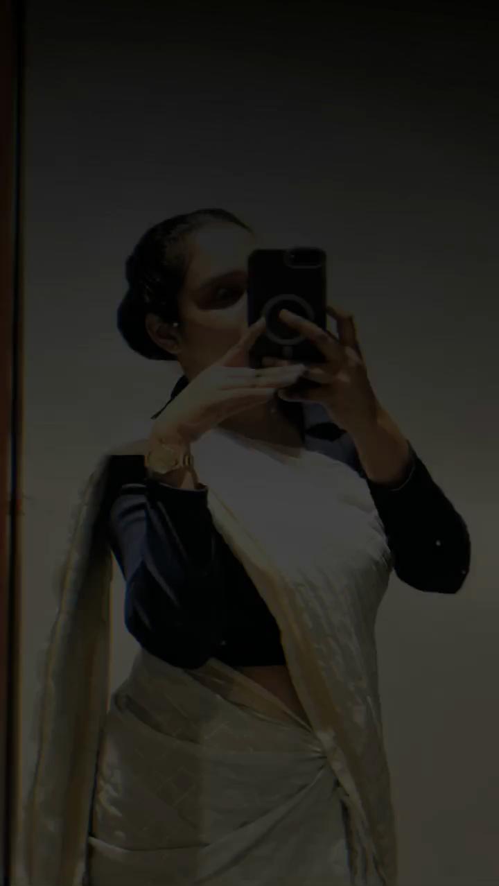 @Keerthana🦋✨👑