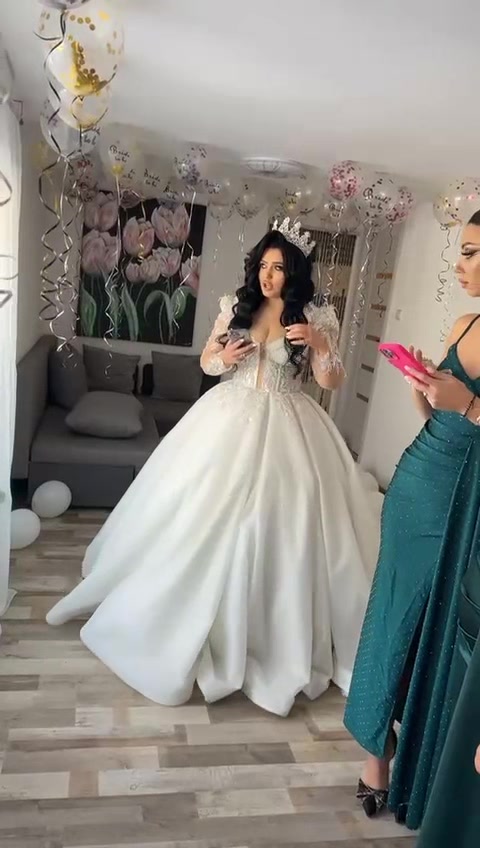 @Alexandraaa