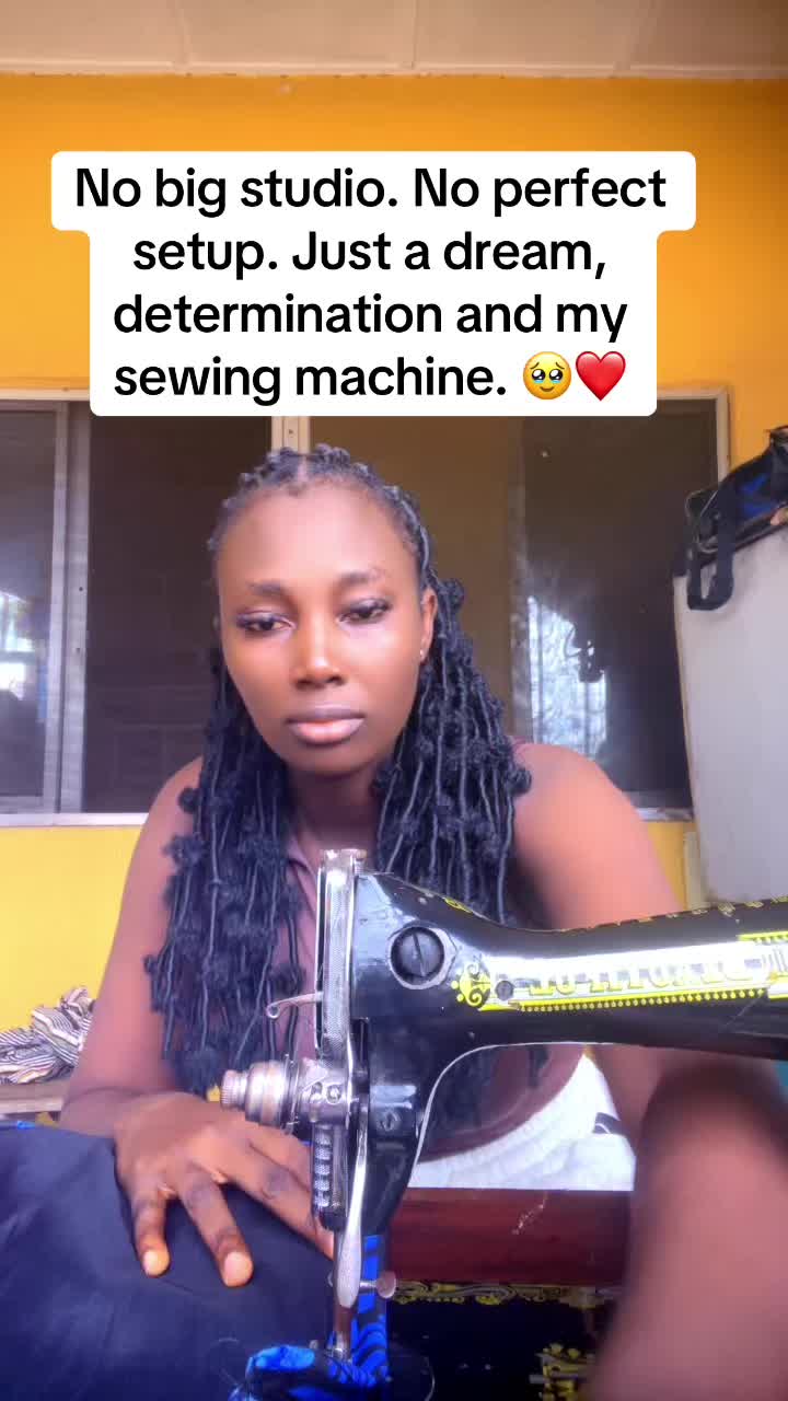 @Made by Happiness ✂️🧵