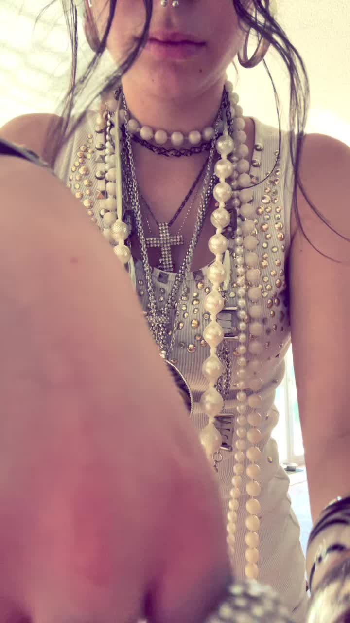 @deft0nesl0ver0