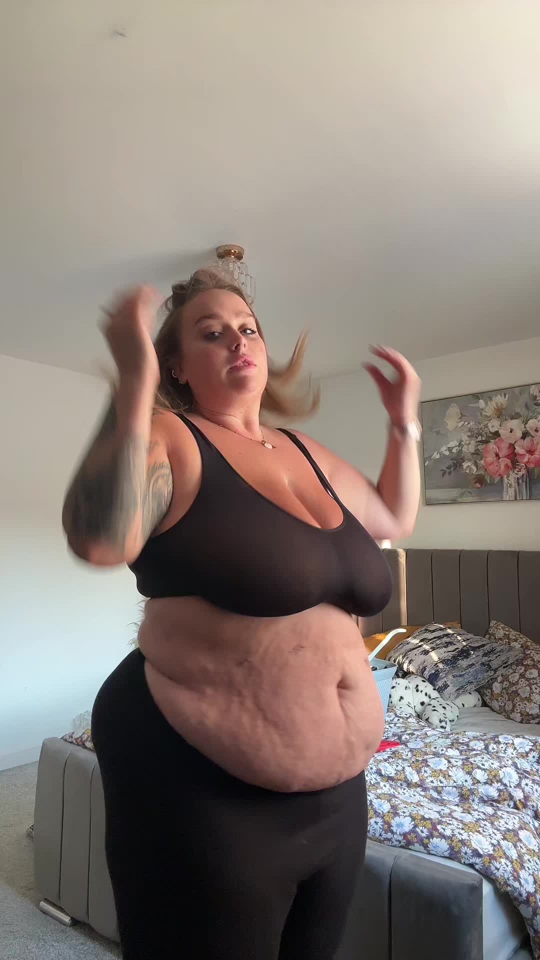 @Chloe Hatton.