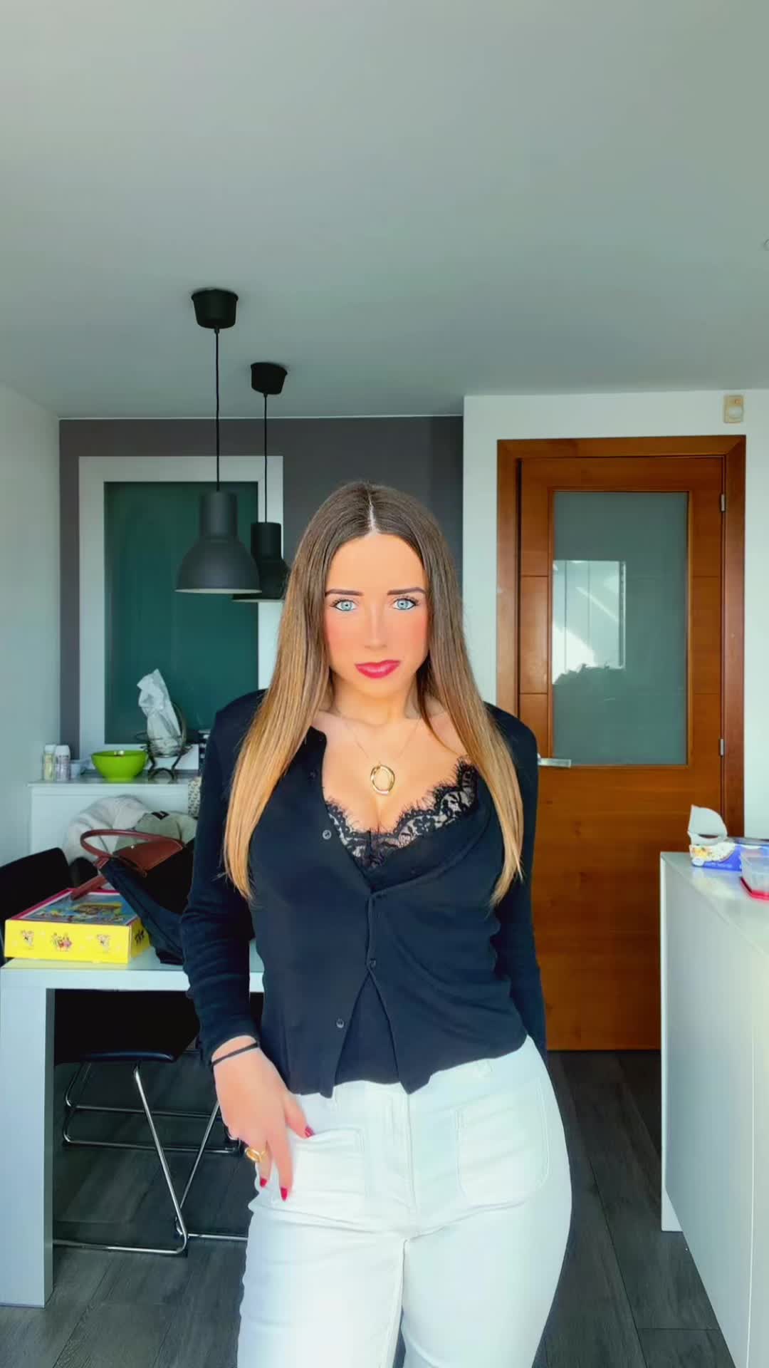 @MARIA SOL&Eacute;