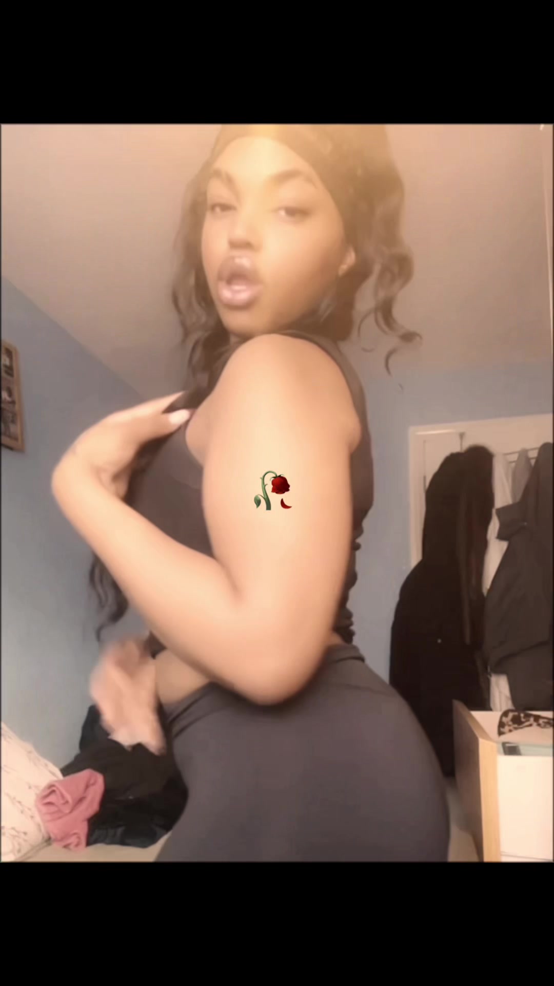 @Tshiesty😈