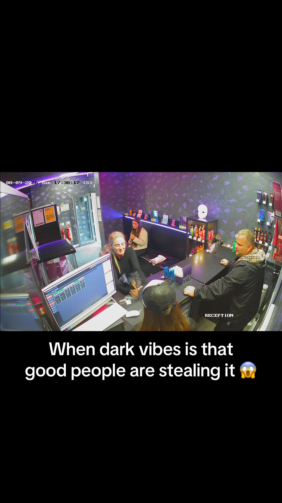 @Dark Vibes