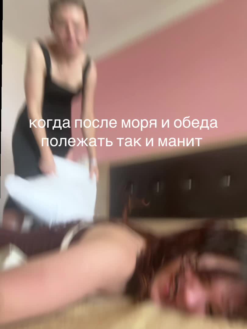@🦚