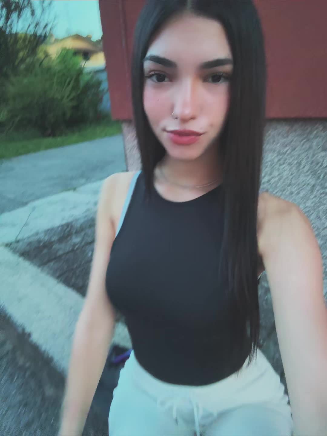 @v