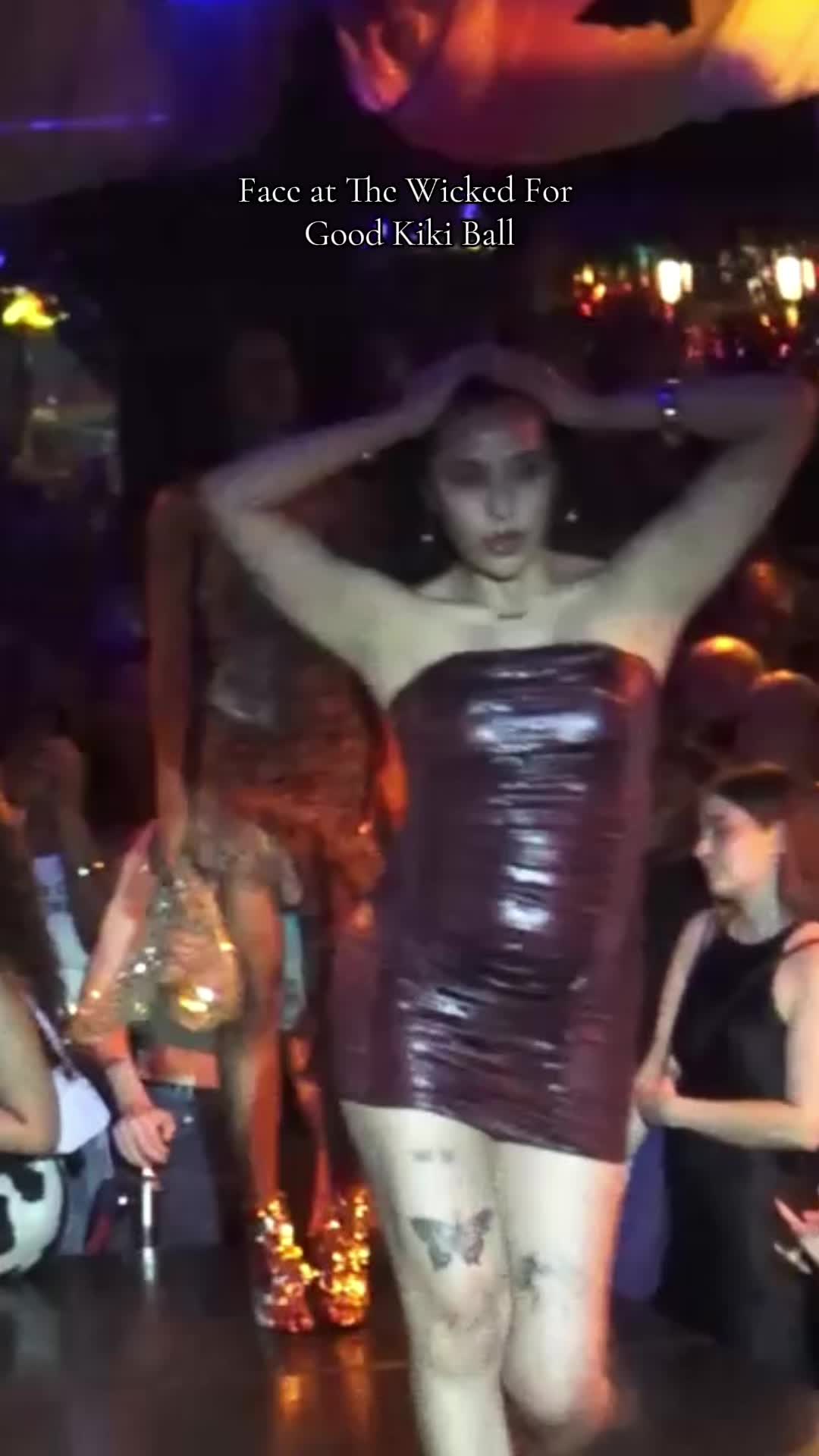 @LolaAngels