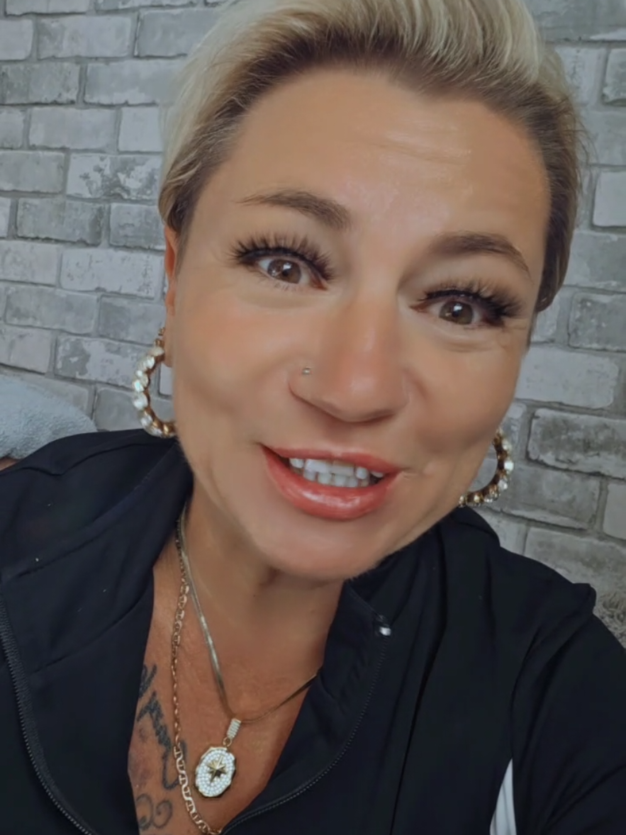 @mała monia