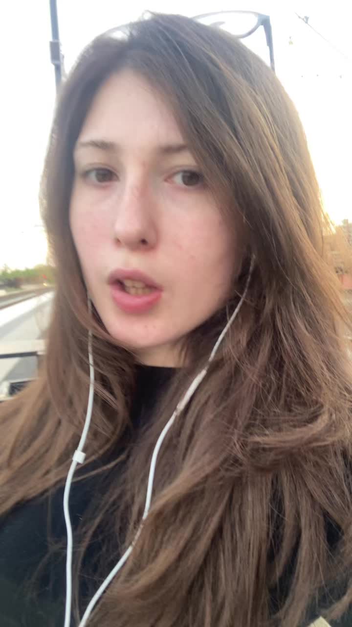 @🏔️🪽💋
