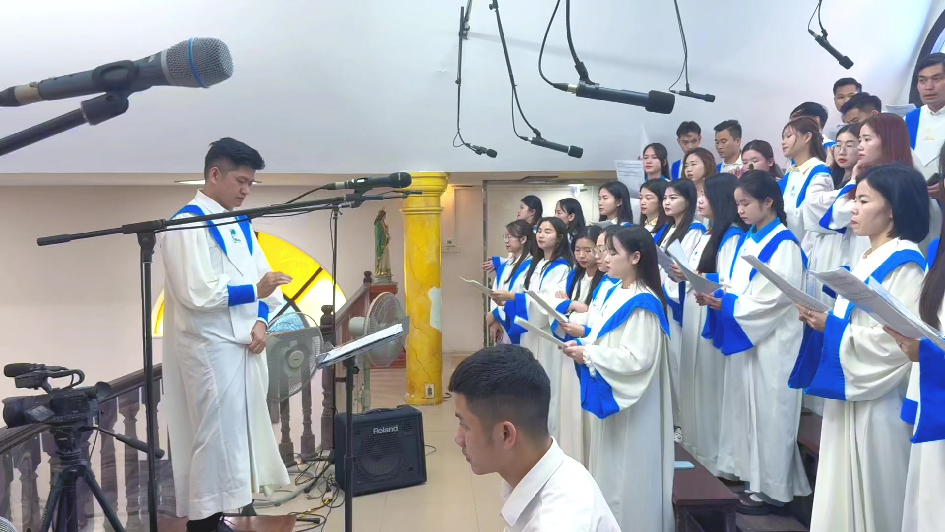 @Ca Đoàn Maria Trinh Vương