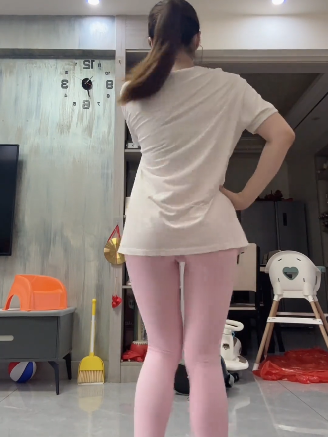 @🇨🇳Yiru(back dance)