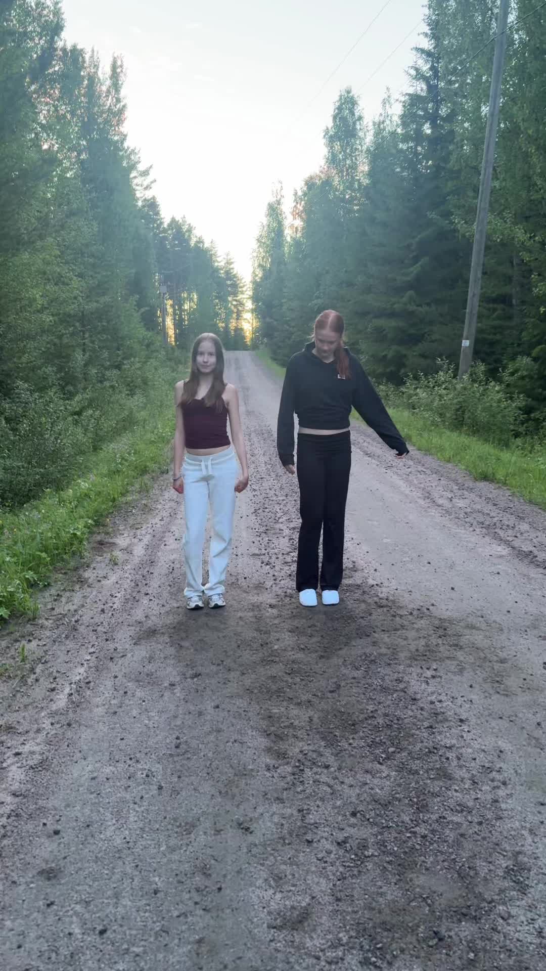 @Aadan ja Pihlan muuvit