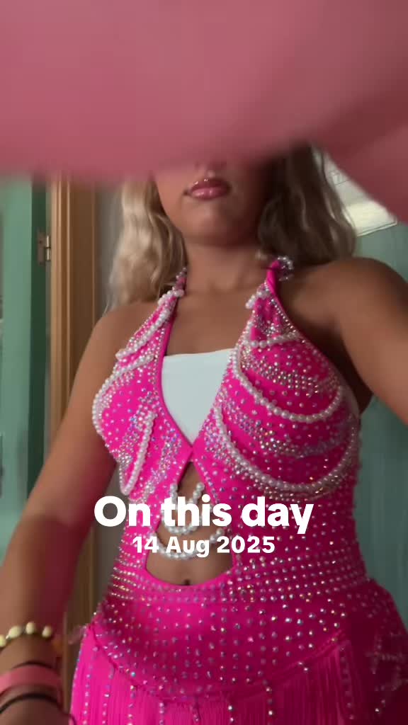 @loressaquilligan