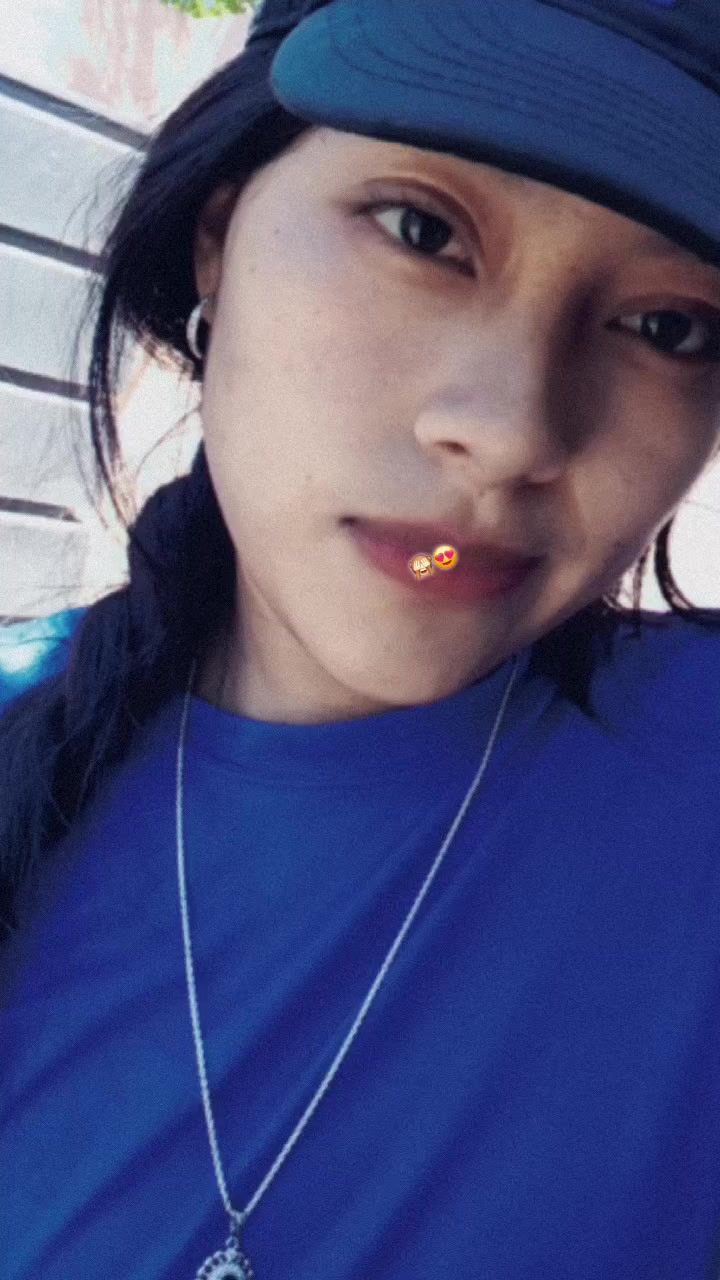 @Elizabeth Tzoy