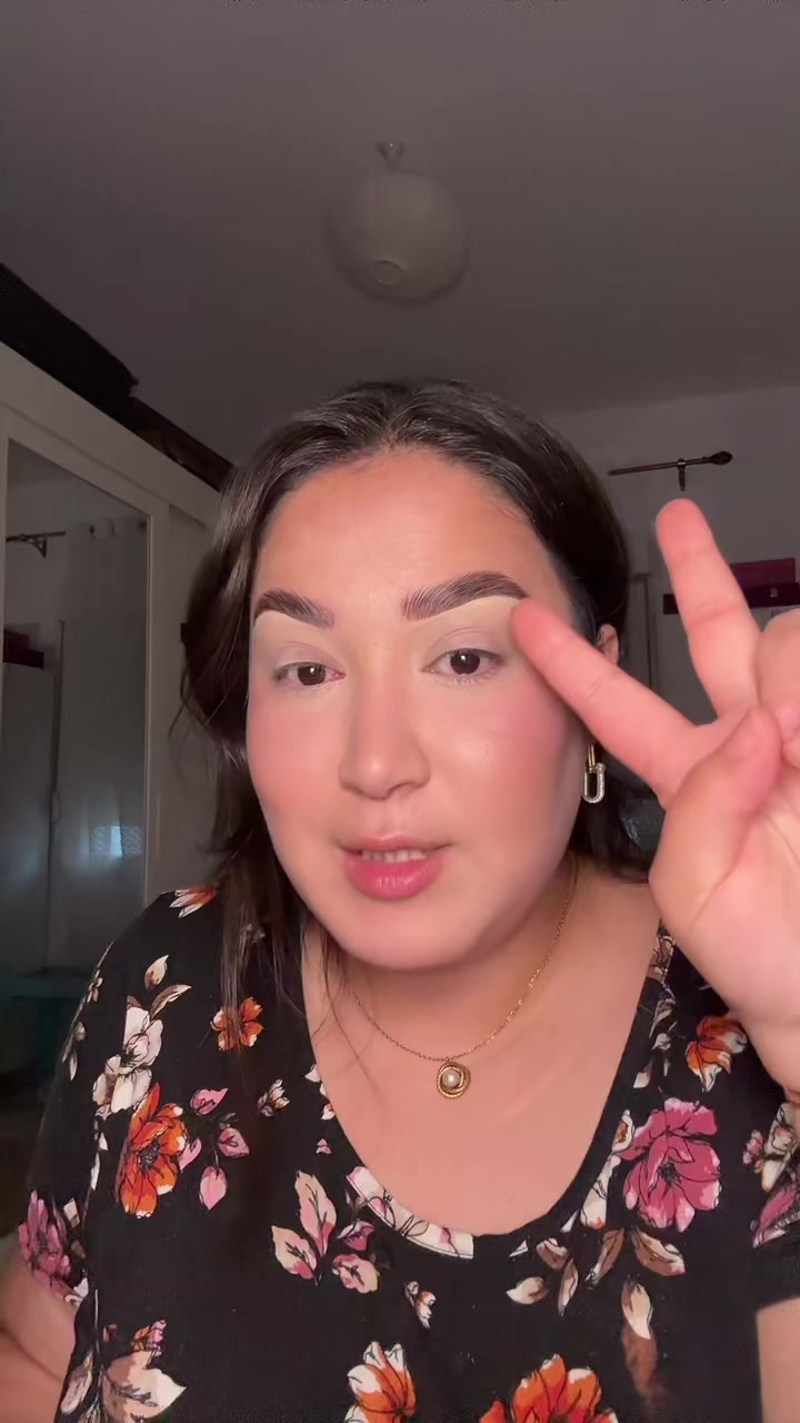 @Sarras Makeup