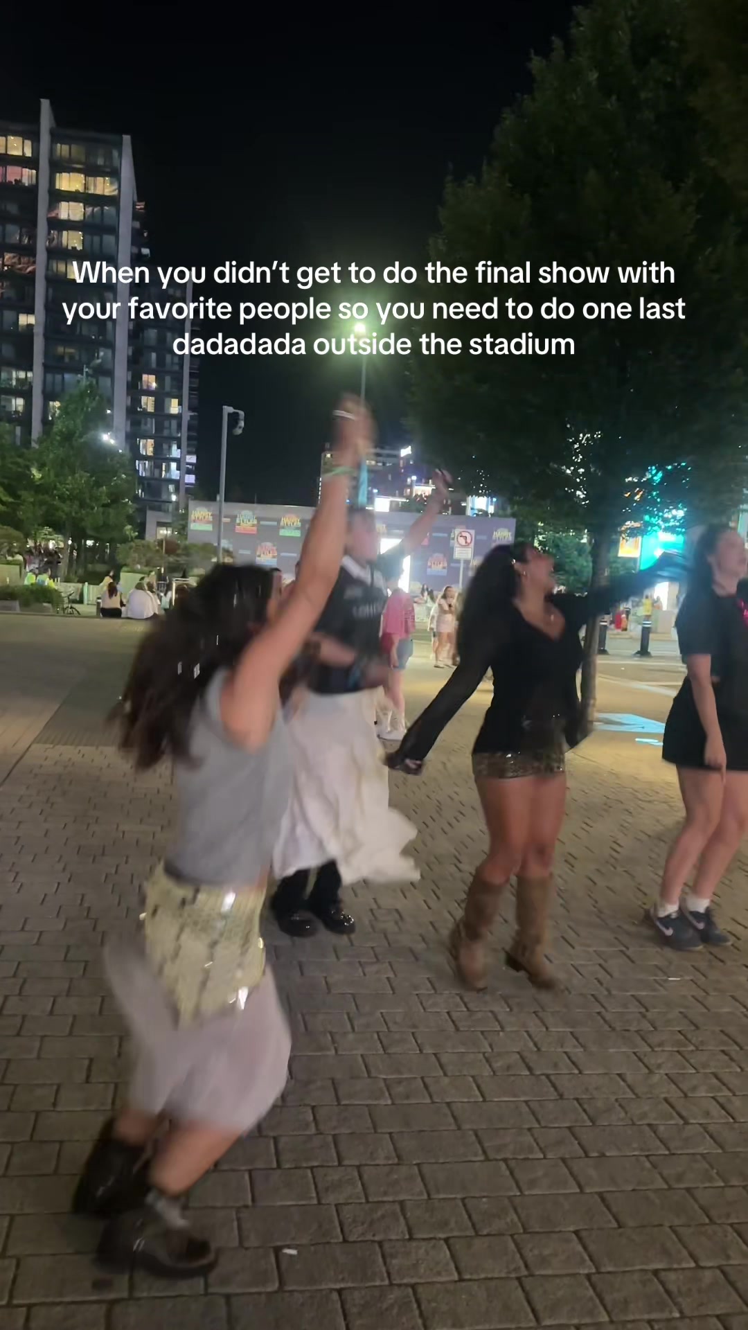@DANA🧚🏼&zwj;♀️