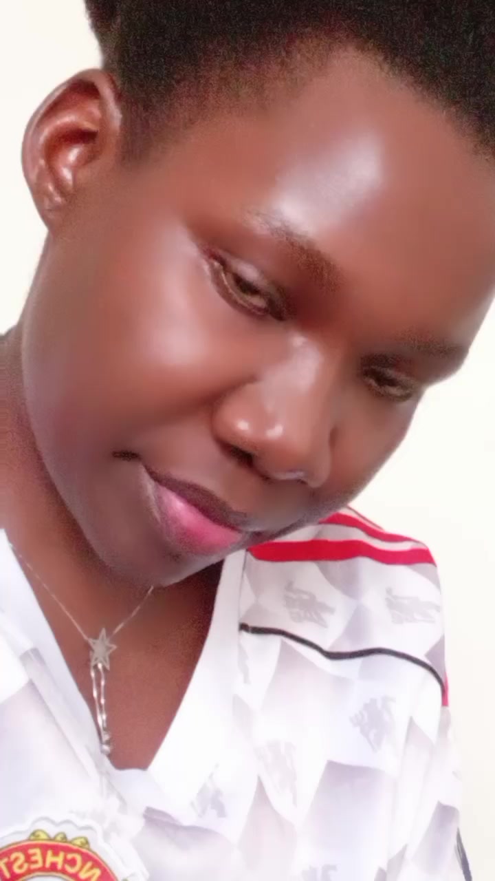 @🦋fiona 256🇺🇬✈️🇧🇭⚘️