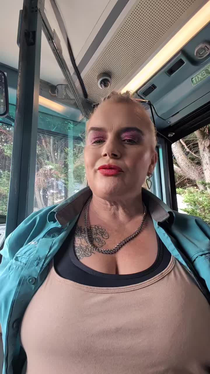 @sexybabeX143X