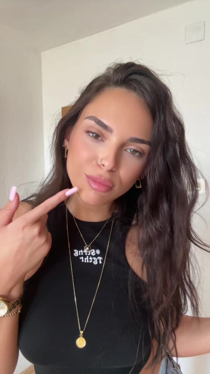 @lindademaj
