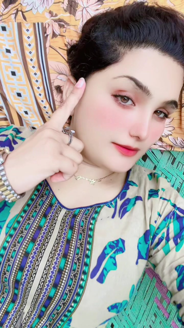 @Chahat❤️