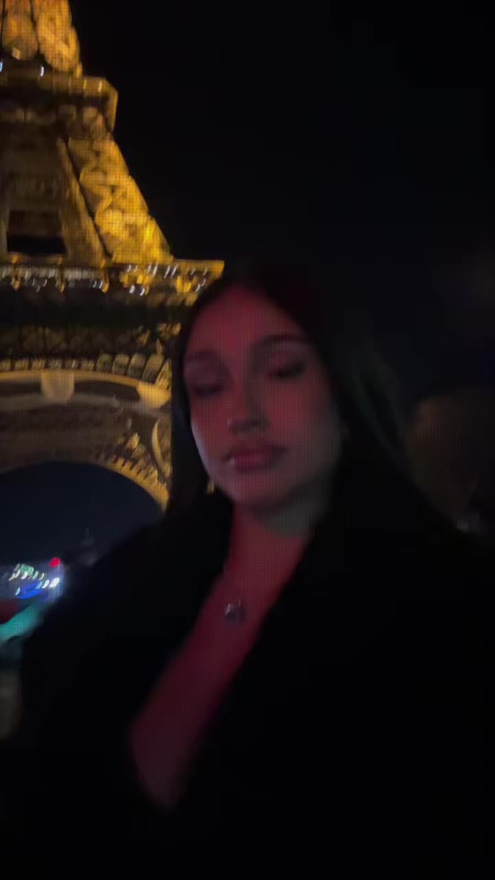 @E S S E🦋