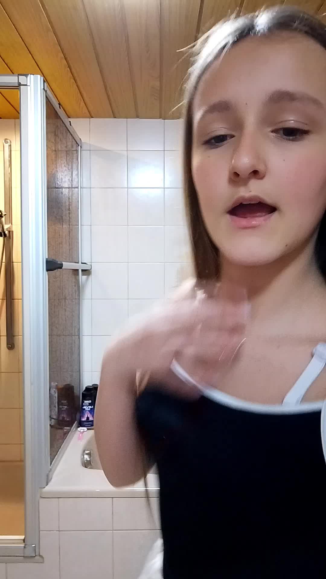 @Nina
