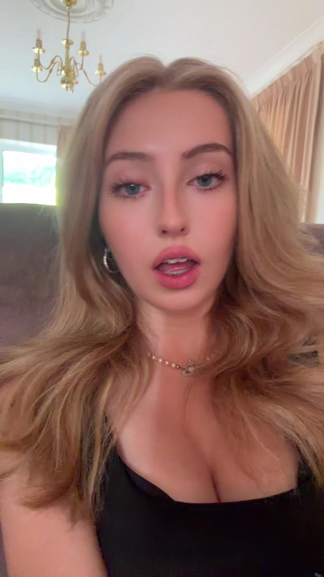 @Urfavblondie