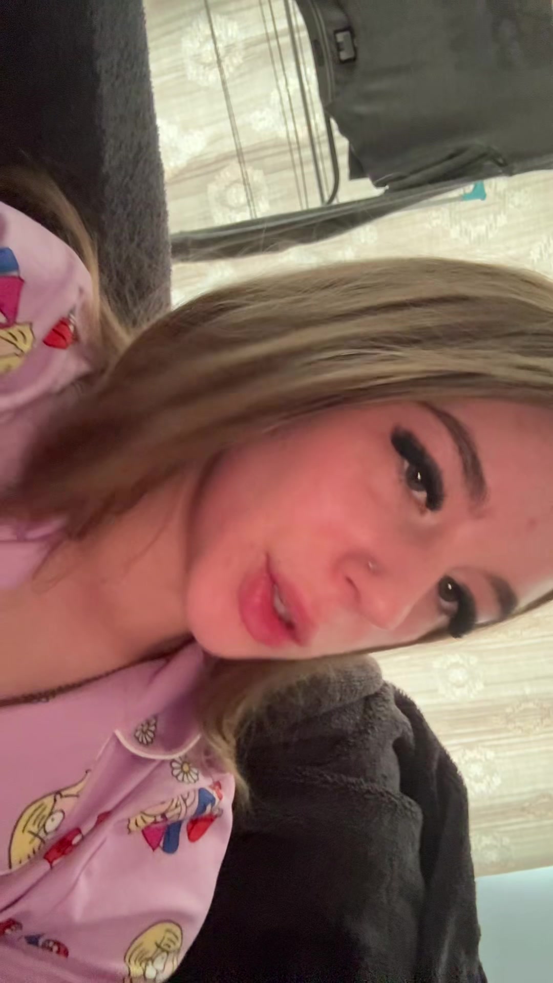 @evie-louise๐