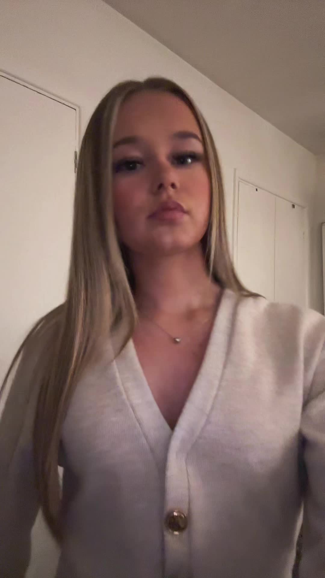 @𝐊🦢☁️🐚🥂