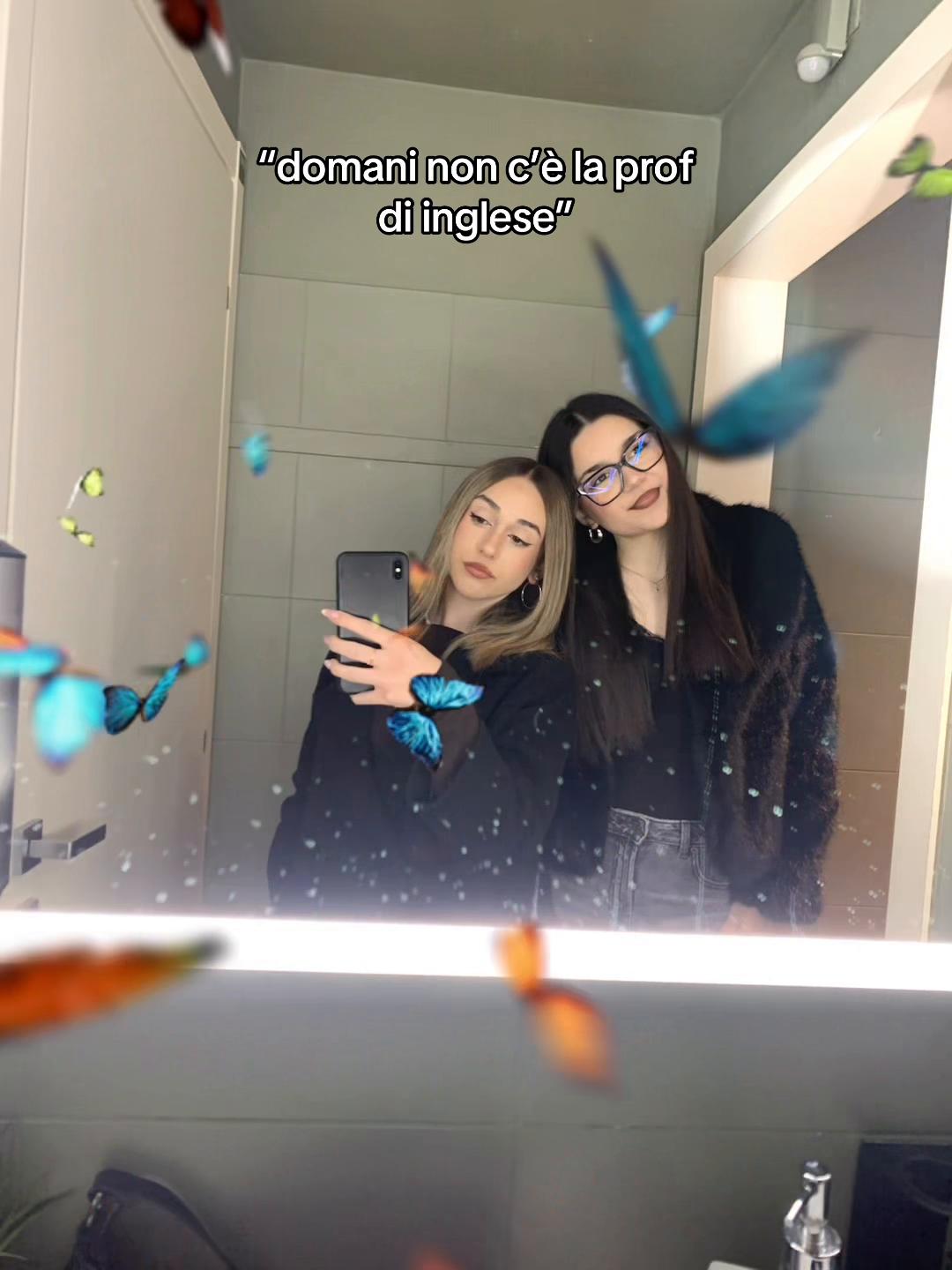 @ελε ε λαλλα🎀🏛️