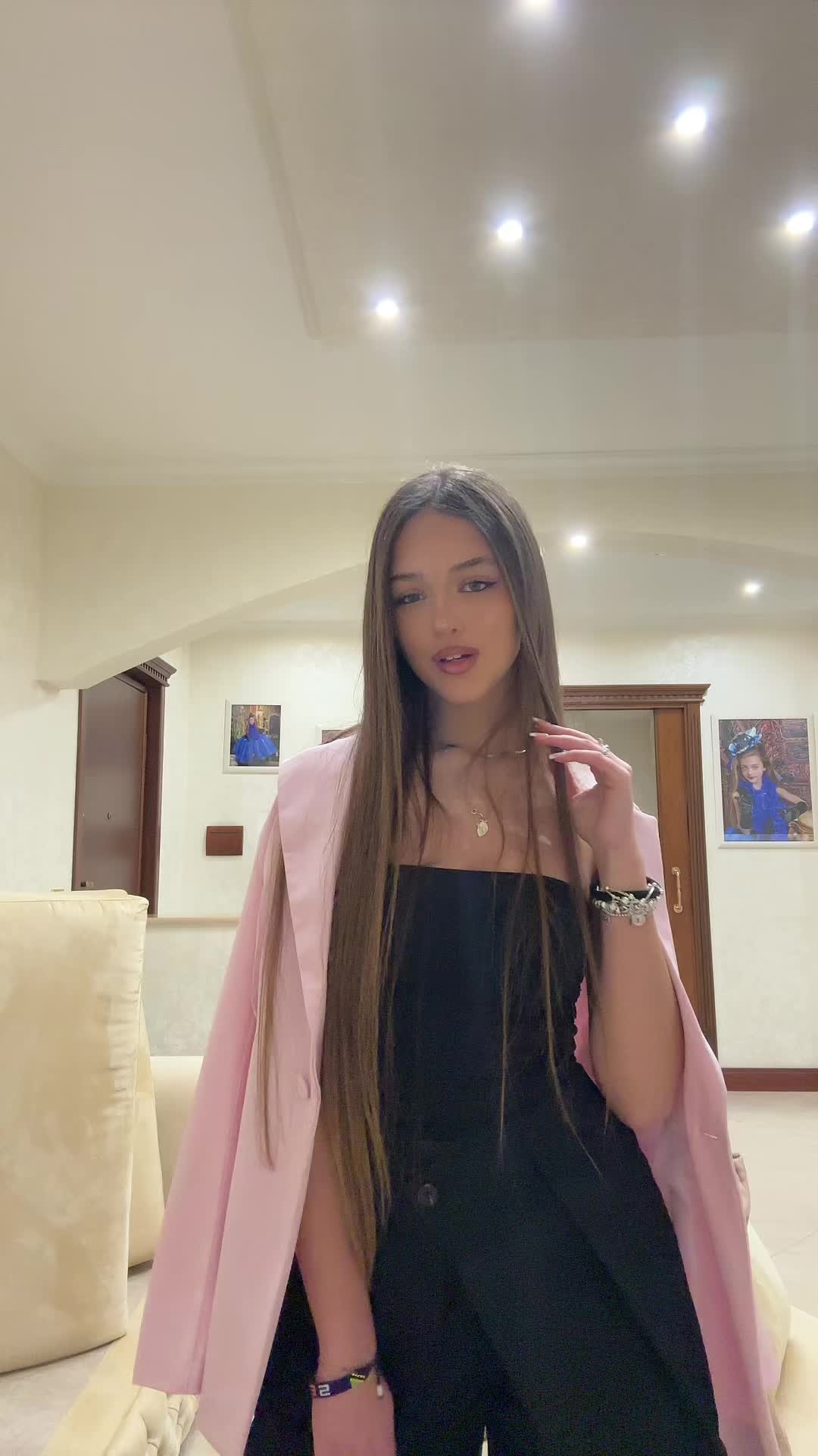 @serena_cerella_