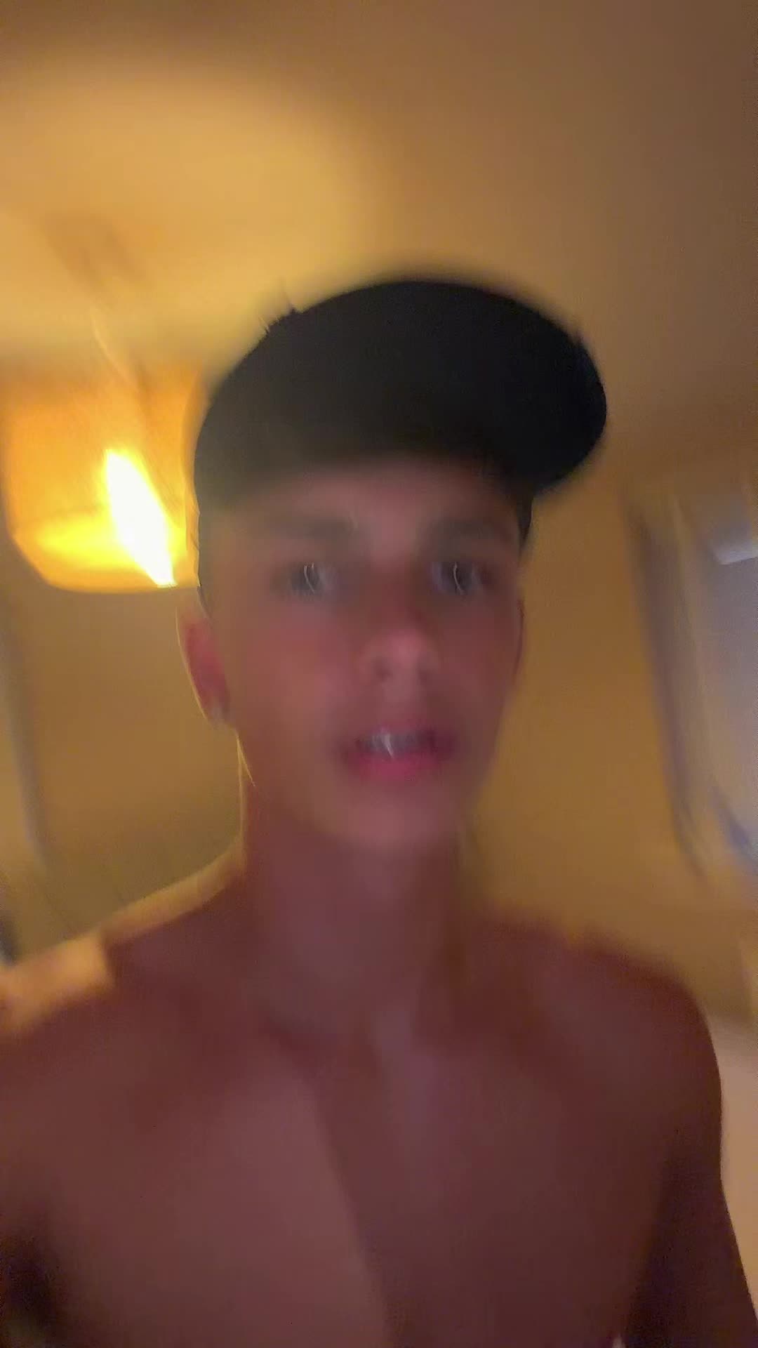 @dannymil_