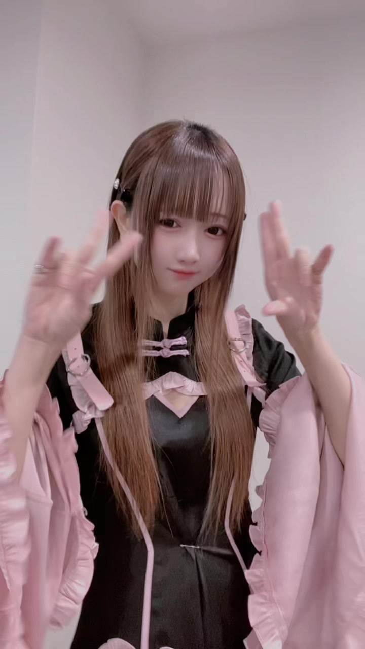 @みうにゃ