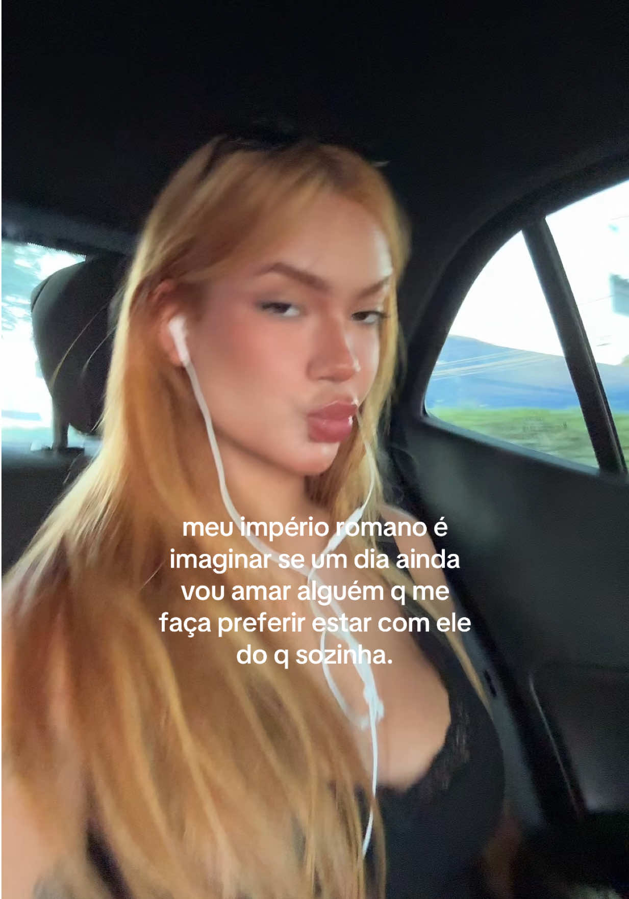 @Lara Silva ⭐️