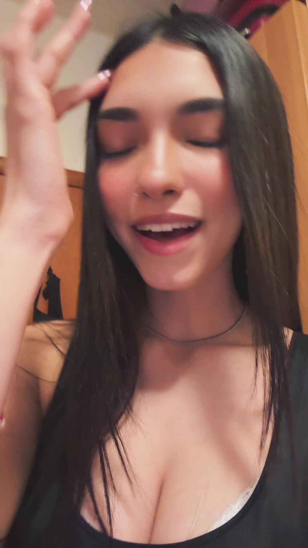@v