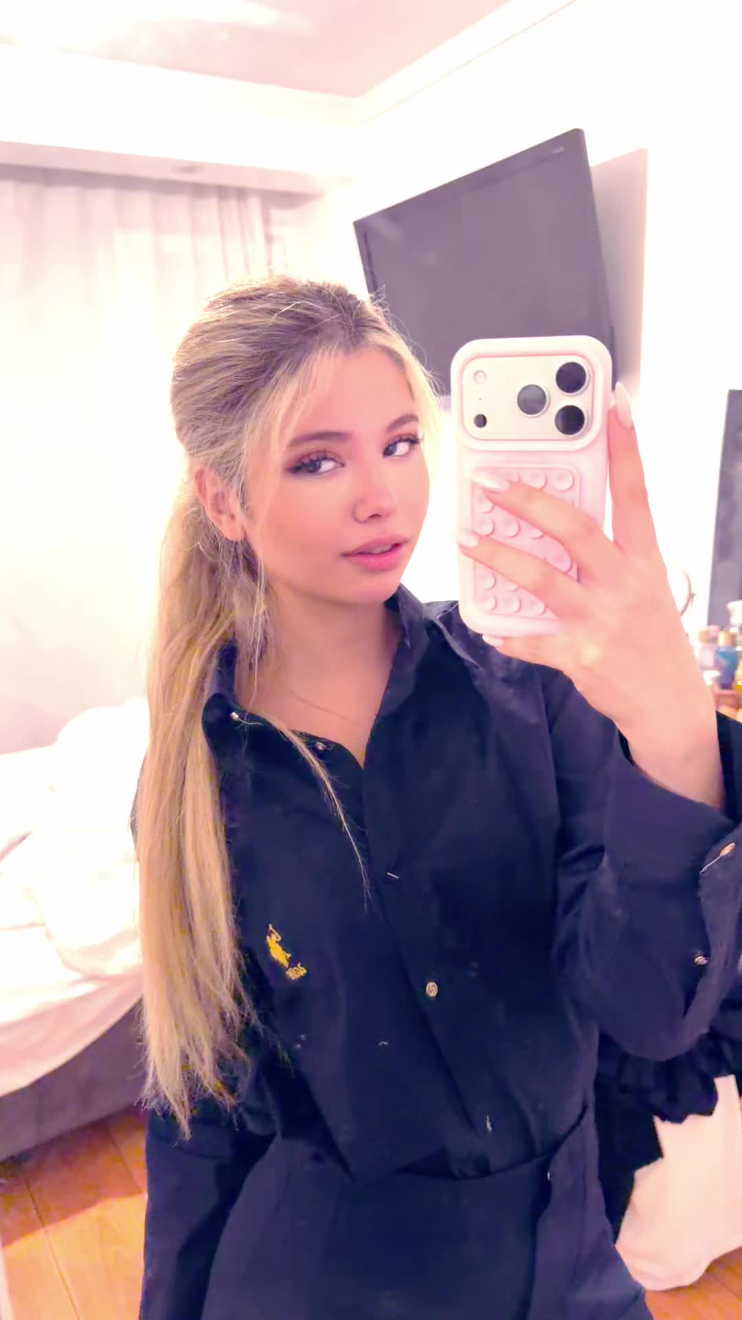 @dina