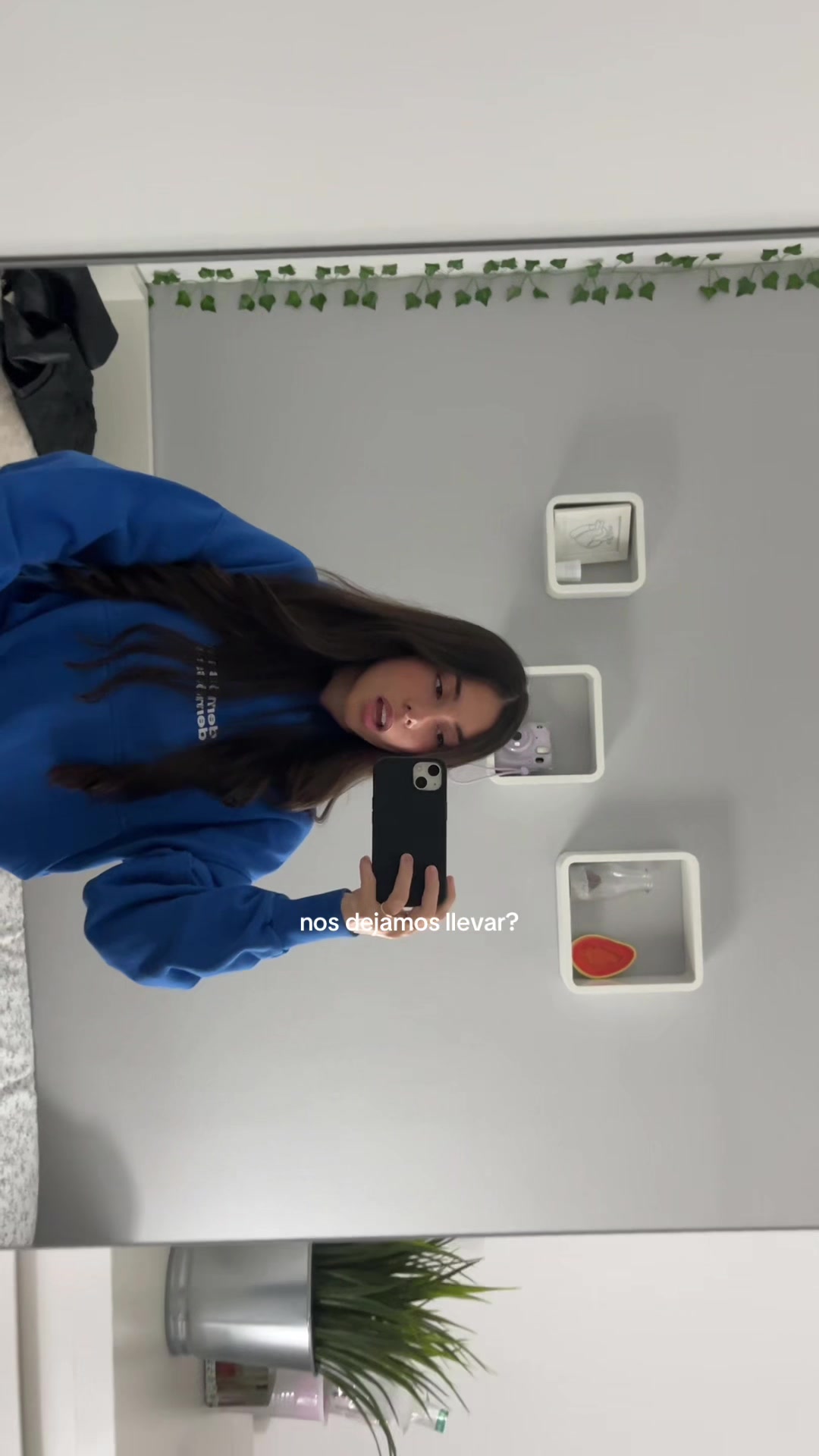 @Elena Ballesteros