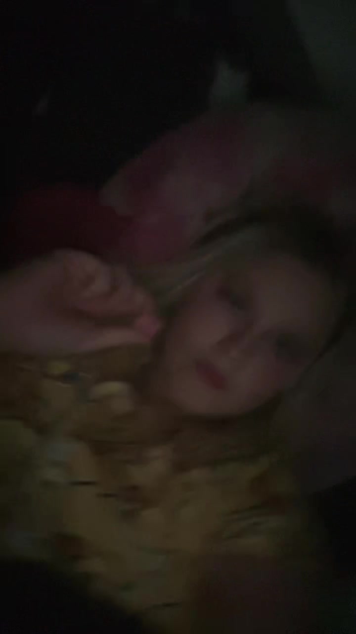 @lilly isobel x