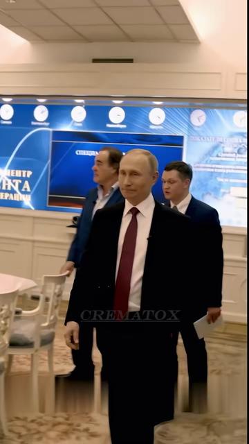 @Simon🇮🇹🇷🇺