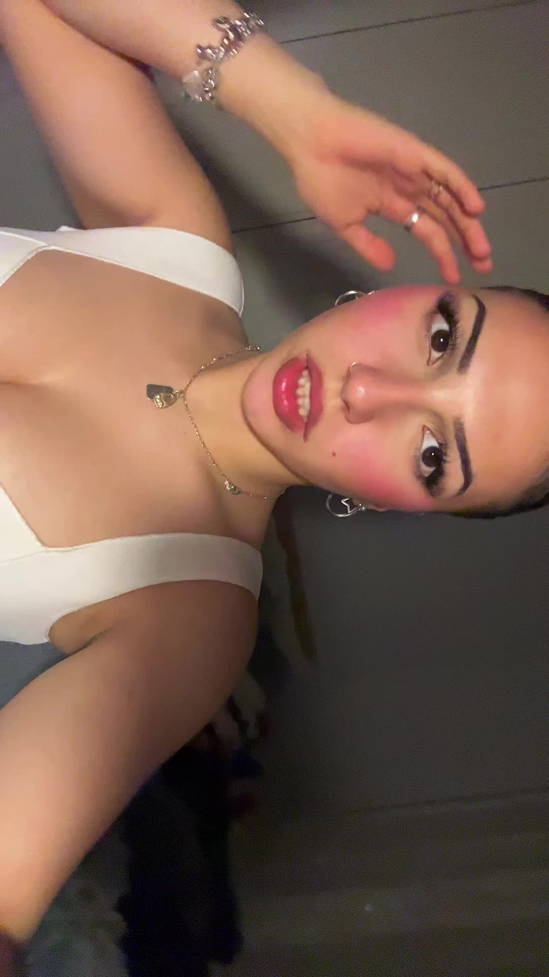 @ㅤ