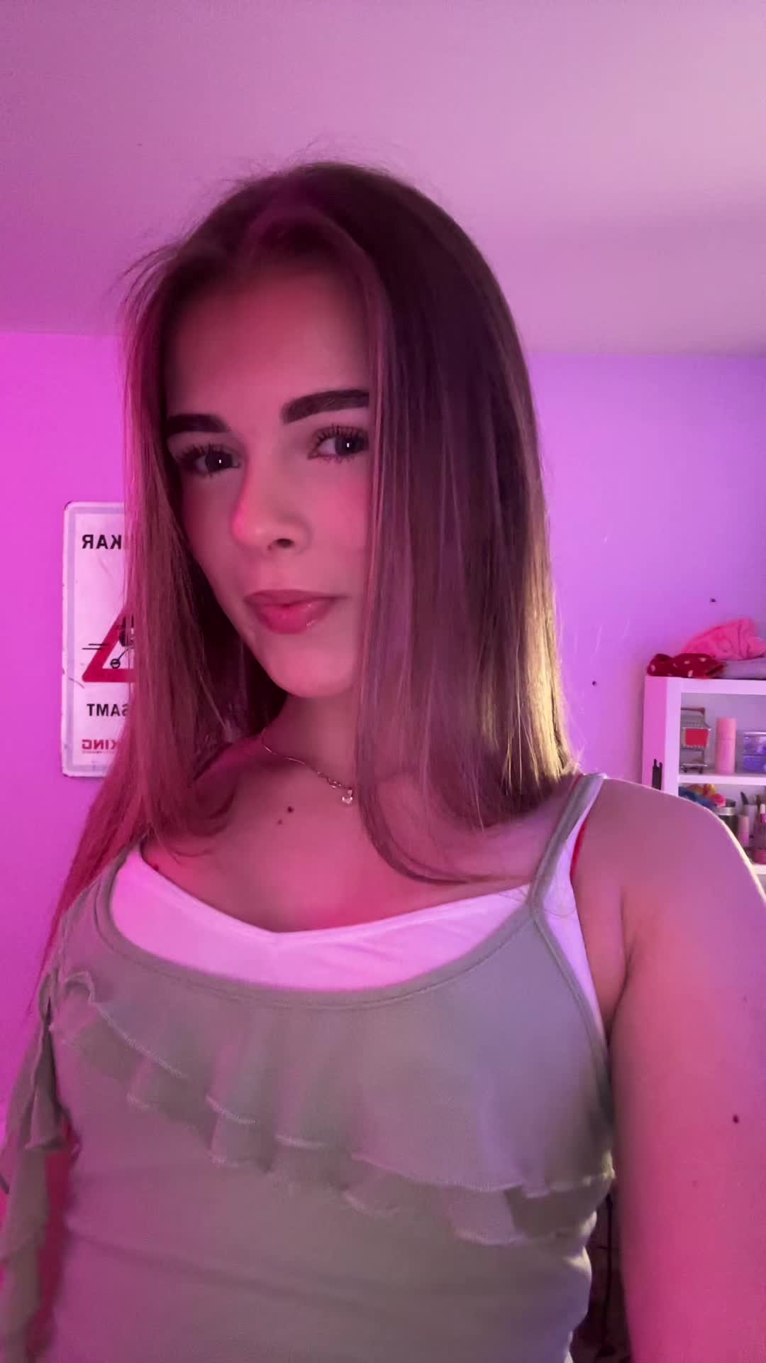 @Emma_mainbrk010