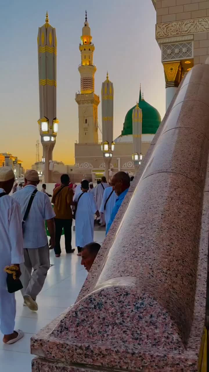 @Ishq e Madina🫀